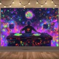 Sfondo DJ neon retrò per feste in discoteca con nuvole spaziali psichedeliche vivaci - Stile DJ Disco Retro Colorato (SBJ-002（087）)