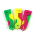 Tres enhebradores de agujas de plástico de colores con bucles de alambre - Enhebrador Multifuncional / Juego de 3 / Multicolor