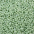 Hellgrüne schimmernde Glasperlen für handgefertigten DIY-Schmuck und Bastelprojekte - 3mm (10g/Packung) / Helles Smaragdgrün