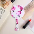 Süßer Make-up-Handspiegel in Katzenform mit elegantem rosa Rosenblütenmuster-Aufdruck - Katzenohr Form Handspiegel / Rosa Kamelie