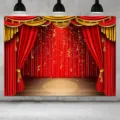 Fond de photographie scène de théâtre avec rideaux rouges et confettis dorés - Scène de théâtre rouge (SBJ-003) / 95x75cm / Rouge