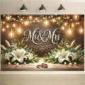 Hochzeitsfotografie-Hintergrund mit Mr & Mrs Text, Lilien und Lichterketten-Deko - Holzmaserung Lilien Ringe Mr & Mrs (DABJB052) / 95x75cm