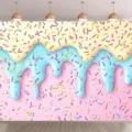 Fotohintergrund zum Thema Dessert mit schmelzendem Donut-Zuckerguss und bunten Streuseln - Donut Thema (SBJ-001) / 95x75cm