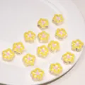 Cuentas de flores de acrílico transparente de 20 mm con borde amarillo para joyería DIY - Amarillo
