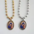 Detail van goud en zilver roestvrijstalen rozenkrans kettingen met religieuze hanger - Madonna met Kind (Stijl 10)