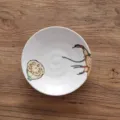 Bol en céramique japonaise peint à la main avec motif de racine de lotus sur bois. - Motif Racine de Lotus / Assiette Ronde de 7 Pouces