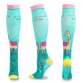 Bunte Kniestrümpfe mit Lama-Motiv und Kompression für Damen und Herren - S/M / Giraffe/Blau