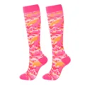 Sportcompressie kniekousen met een zeer levendig roze en oranje camouflagepatroon - Camouflage C