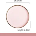 10-Zoll minimalistischer rosa Keramik-Speiseteller mit elegantem goldfarbenem Randdekor - 10 Zoll Flacher Teller / Rosa