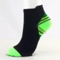 Hoogwaardige zwarte en limoengroene compressiesportsokken voor hardlopen en fitness - Groen Patroon