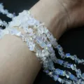 Cuentas de cristal de ópalo traslúcido irregulares para la creación de joyas DIY - Fragmentos de Ópalo Natural