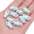 Perles en céramique bleu clair en forme de poisson pour bijoux - Style Poisson Double Face (19x10mm)