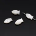 Perles de poisson en nacre blanche naturelle pour la création de bijoux DIY à la main - Petit Poisson / 6x11mm, 1 Pièce/Paquet / Blanc