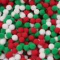Mischung aus roten, grünen und weißen Plüsch-Pompons für DIY-Weihnachtsbastelarbeiten - 1,5 cm (ca. 100 Stück/Packung) / Weihnachtsstil