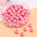 8mm rosa lackierte Holzperlen für DIY handgefertigten Schmuck und Accessoire Design - Ca. 8mm (Loch ca. 2mm) / Dunkelrosa 50 Stück/Packung