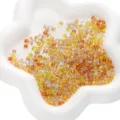 Grappe de perles de verre de 4 mm aux tons chauds avec doublure argentée dans un plat - Série Jaune Argent
