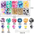 DIY-Set mit bunten Polymerton-Perlen, Abstandhaltern und elastischer Schnur in Box - 6mm Tonscheiben + Zubehör Mischung Set (1020 Stk)