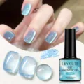 Smalto gel magnetico cat eye azzurro brillante con effetto perle di vetro LILY'CUTE - MC01