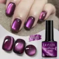 Smalto gel magnetico Lily'Cute MC15 burgundy cat-eye per uso professionale in salone - MC15