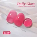 Vernis à ongles rose gelée translucide TS69 avec effet de finition glacé brillant - Rose Rosé (TS69)
