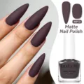 LILY'CUTE matte nagellak in MP13 donkerpruim voor herfst en winter - MP13 Pruim