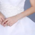 Bracelet de mariée avec bague en strass argenté, bijou de main élégant pour mariage. - Style Strass Complet Ajouré En Maille (Style 12)