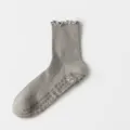 Professionelle graue Anti-Rutsch Yoga-Socken mit Rüschensaum und Silikon-Grips für Pilates - Einheitsgröße / Grau