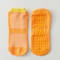 Atmungsaktive orangefarbene Netzklettersocken mit rutschfesten Gummigriffen für Yoga - 1-4 Jahre (EU 23-28) / Orangerot