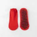 Professionelle rote rutschfeste Socken mit schwarzen Gummigriffen für Yoga und Boden - China Rot