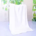 Panno professionale in microfibra bianca spessa e assorbente per pulizia domestica - Bianco