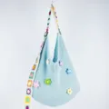 Lichtblauwe Gehaakte Schoudertas Casual Gebreide Hobo Tas met Kleurrijke Bloemen - Kleine Bloemstijl / Lichtblauw