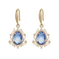 Elegantes pendientes de gota dorados con cristales azules y ganchos de circonitas - Pendientes (10054) / Degradado Blanco & Azul