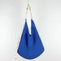 Blue crochet shoulder bag with colorful floral strap, casual hobo tote for women daily use. - Plain Style / Klein Blue