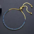 Elegante pulsera chapada en oro ajustable con brillantes circonitas cúbicas azules - Estilo de Cadena de Tenis Ajustable / Dorado Azul (B22041501-Bu18K)