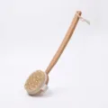 Cepillo de baño de cerdas de jabalí con mango largo de madera ergonómico para el cuerpo - 42x11cm