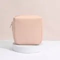 Borsa da trucco portatile in PU rosa chiaro impermeabile con design quadrato e cerniera dorata - Stile Quadrato (9099) / Rosa chiaro