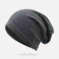 Gorro slouchy de punto gris oscuro jaspeado para hombre y mujer, ideal para primavera - Forro Térmico (Elástico) / Gris oscuro