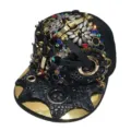 Punk-Baseballkappe mit flachem Schirm, Strasssteinen, Nieten und Totenkopf-Dekoration - Passend für 56-59 cm Kopfumfang / Schwarz Krokodil-Imitat Gold