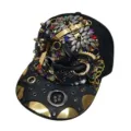Punk Baseballkappe mit Nieten, bunten Strasssteinen und Totenkopf-Deko - Passend für 56-59 cm Kopfumfang / Glattes Schwarzes Kunstleder Gold