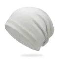 Comodo berretto in maglia bianca per uomo e donna, berretto da notte leggero e morbido - Taglia Unica Elastica 56-60cm / Bianco avorio