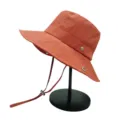 Cappello da pescatore arancione anti-UV con cinturino sottogola regolabile antivento - 56-59cm (normal size) / Polyester Lining No Drawstring Style / rosso mattone