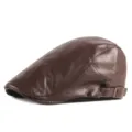 Gorra clásica de cuero PU marrón oscuro tipo boina para hombre y mujer estilo casual - Ajustable (56-59cm) / Estilo Liso / Café