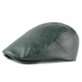 Gorra plana de cuero PU verde oscuro para hombre y mujer con textura fina - Ajustable (56-59cm) / Snap Button Adjustment Style / Verde Oscuro