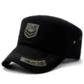 Berretto piatto classico stile militare nero con ricamo US Army e toppa a scudo - Regolabile (56-60cm) / Stile 2-Nero