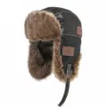 Colbacco in finta pelle nera con fodera in calda ecopelliccia marrone e paraorecchie. - Taglia L (55-58cm) / Stile Quadrato / Nero