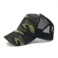 Camouflage baseballpet met ademende zwarte mesh achterkant voor goede zonbescherming - Verstelbaar (55-59cm) / Camouflage - Kleur 17