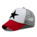 Trucker-Mütze mit rotem Schirm, schwarzer Stern-Stickerei und grauem Mesh-Rücken für den Sommer - 56-60cm (Verstellbar) / Stern-Stil / Rot Weiß Grau Mesh