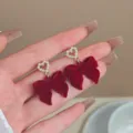 Elegant red velvet bow earrings with heart-shaped pearl studs for festive winter fashion - Flocked Bow Heart Artificial Pearl Style (E3963) / E3963 Gold Red