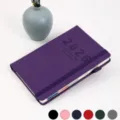 Agenda 2026 violet haut de gamme avec texture à côtes verticales et bande élastique - A5 Version 2027 / Violet