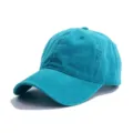 Gorra de béisbol vintage de algodón lavado en azul turquesa para hombres y mujeres - Ajustable para Circunferencia de Cabeza de 55-59cm / Estilo de Cierre de Hebilla en D / Azul lago